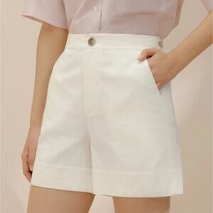 NEW Neiwai Hang Out 100% Cotton Casual High Waist Snow White Shorts
